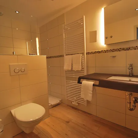 Adler Ξενοδοχείο