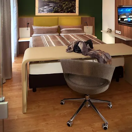 Ξενοδοχείο Adler