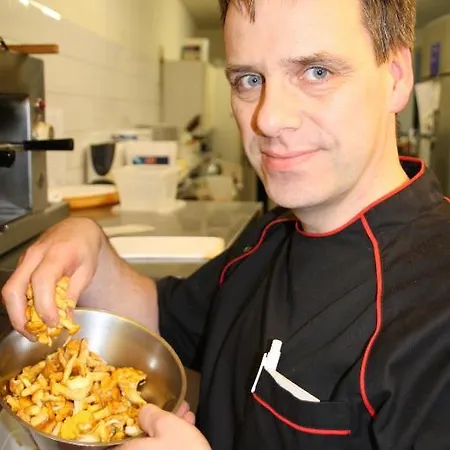 Adler Φρόιντενσταντ